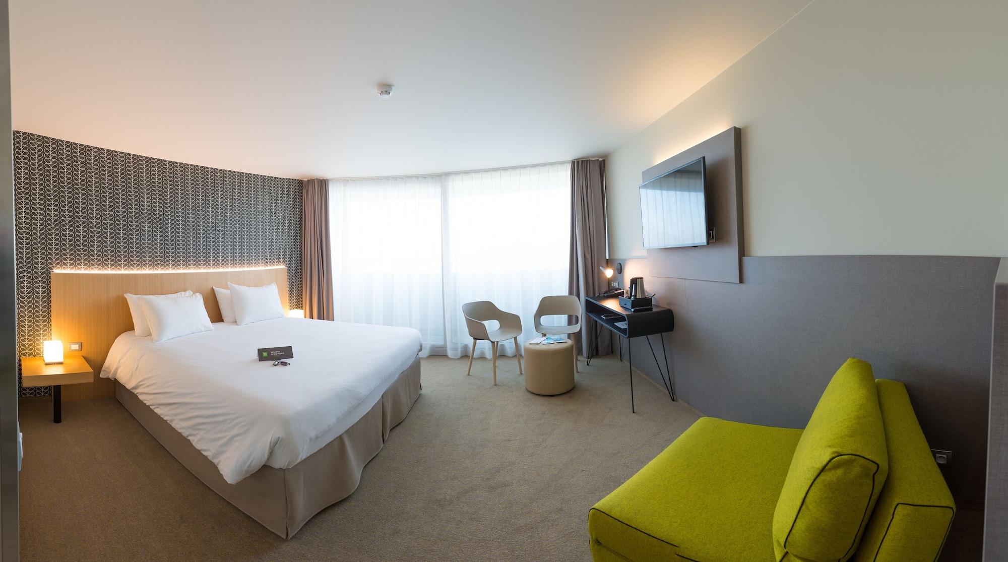 Hotel Ibis Styles Kortrijk Expo Esterno foto