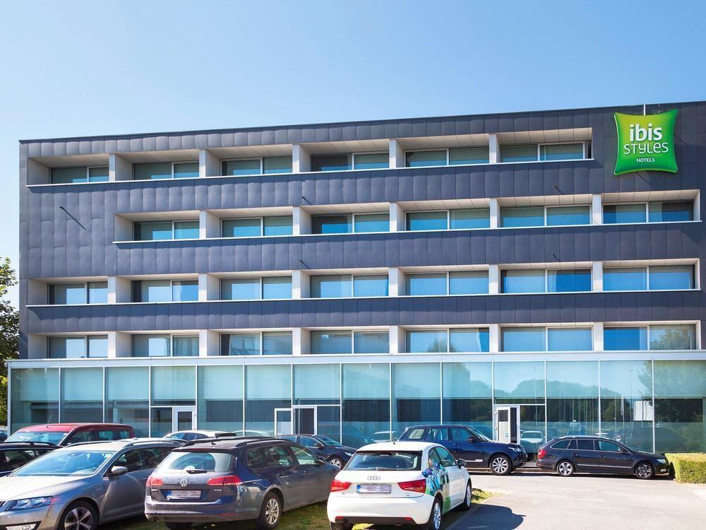 Hotel Ibis Styles Kortrijk Expo Esterno foto