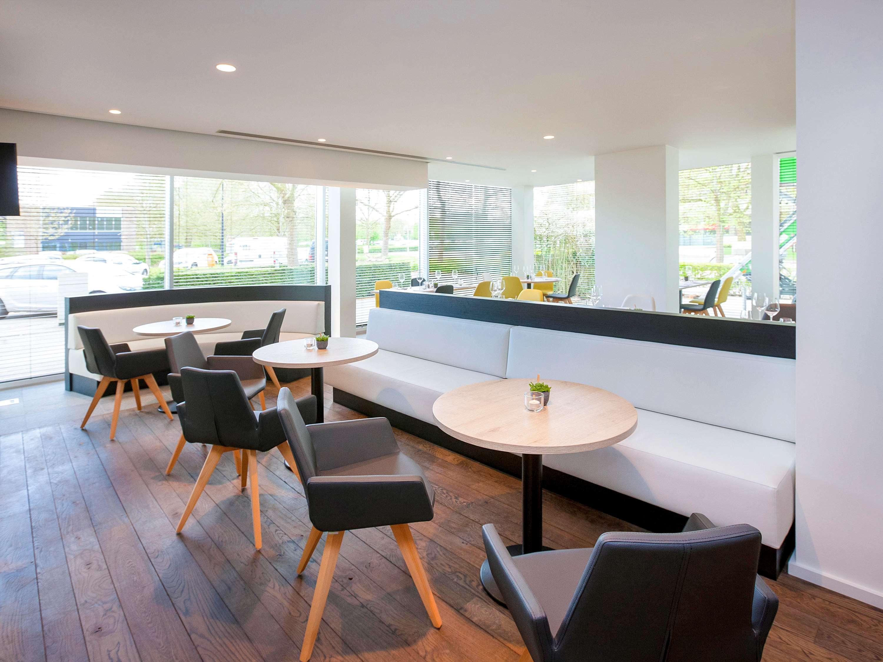 Hotel Ibis Styles Kortrijk Expo Esterno foto