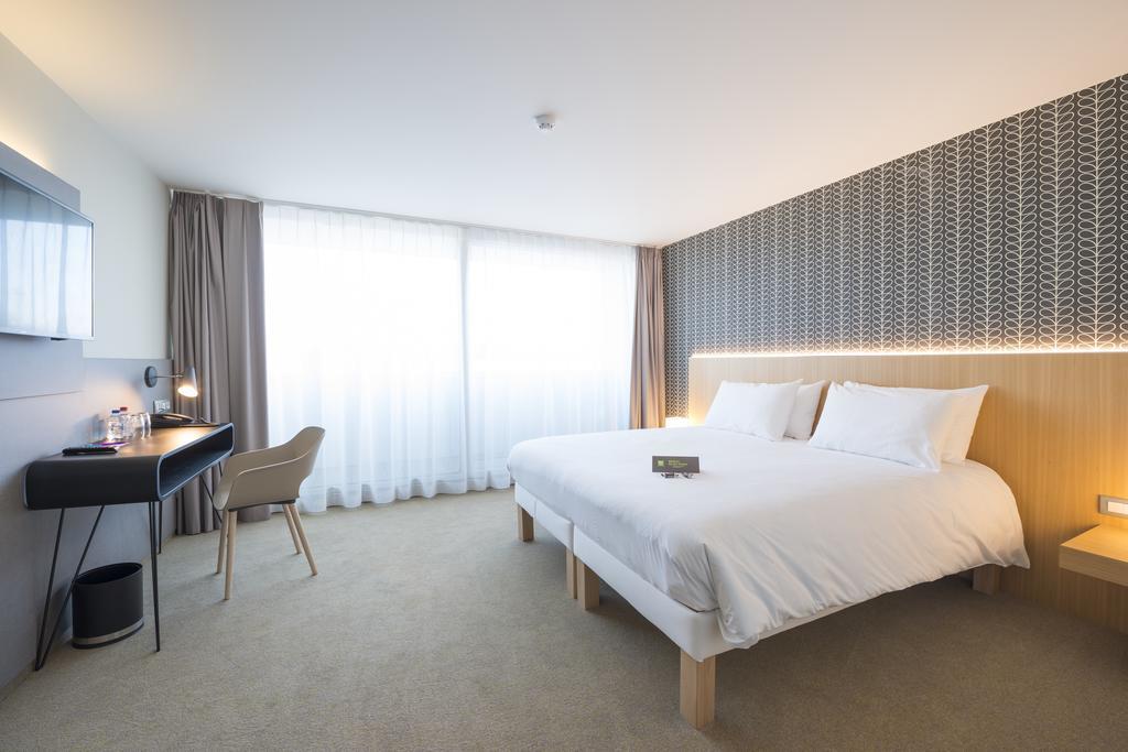 Hotel Ibis Styles Kortrijk Expo Esterno foto