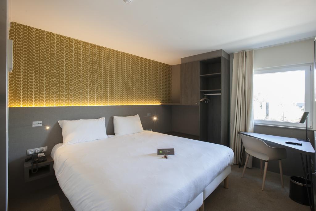 Hotel Ibis Styles Kortrijk Expo Esterno foto
